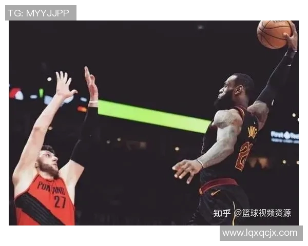 詹姆斯惊艳全场的隔扣瞬间图片回顾与精彩解读