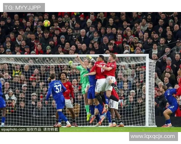 曼联与埃弗顿激战正酣赛果揭晓引发球迷热议