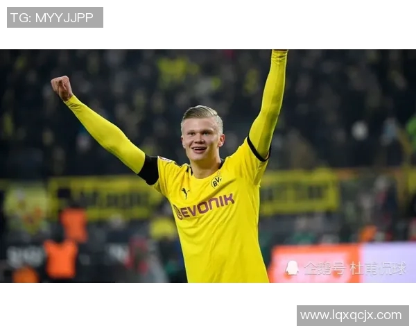 哈兰德与姆巴佩欧冠巅峰对决引发全球足球热潮与热议